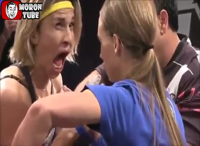 Video :However, why must this arm wrestling champion be that way